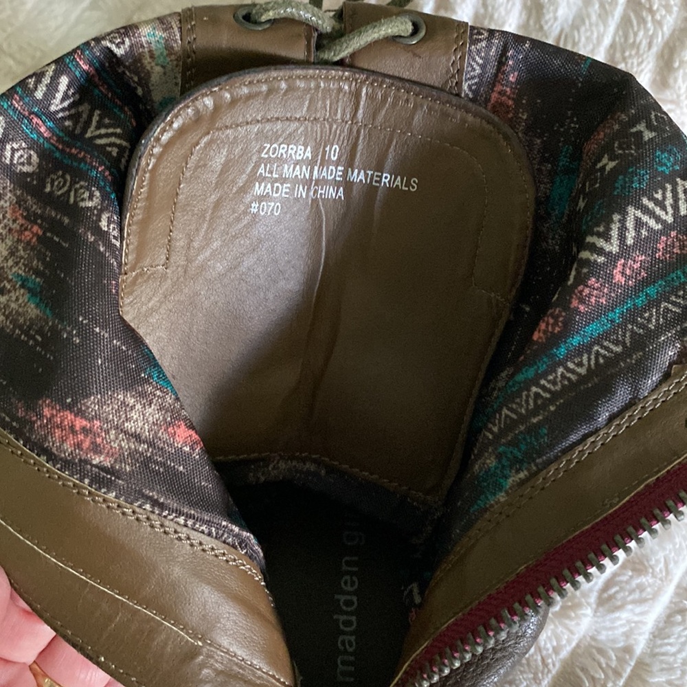 Madden Girl brown Boots size 10 - Picture 10 of 16